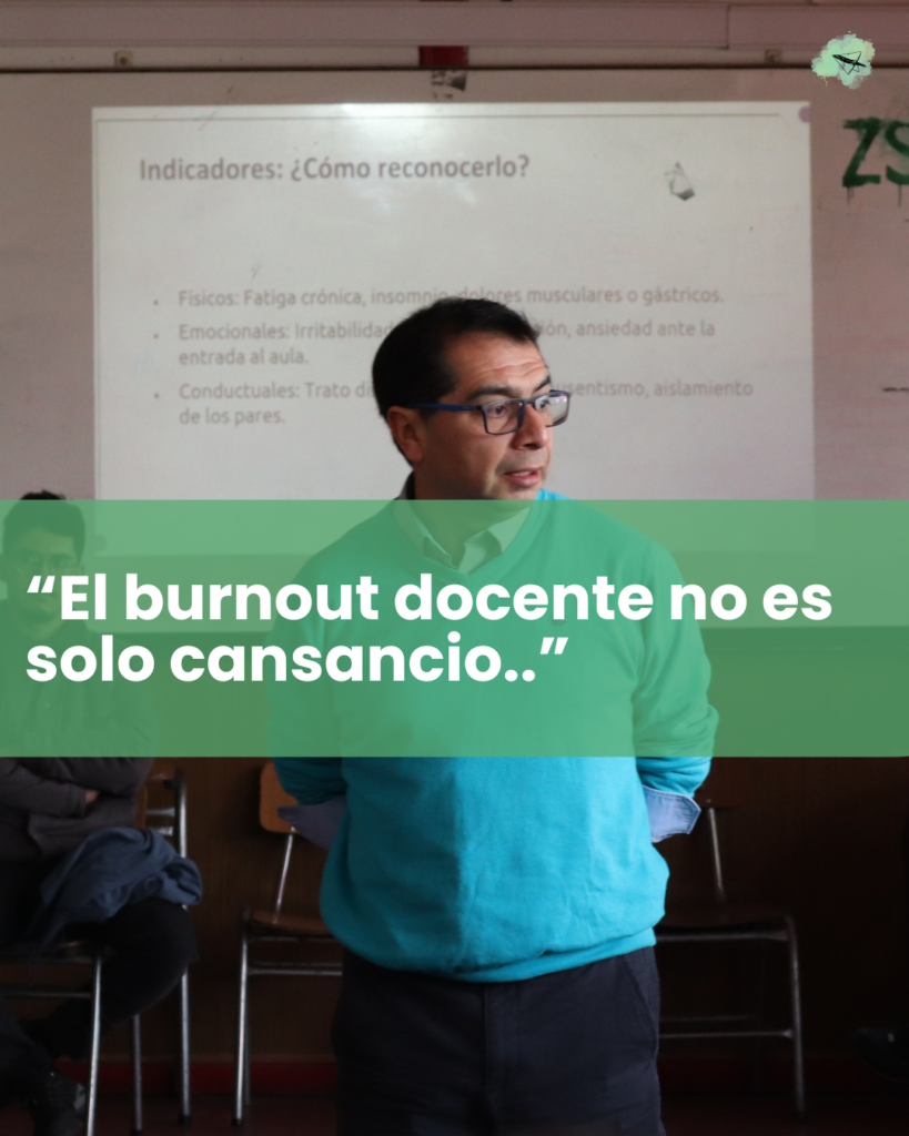 Terapeuta Ocupacional entregando herramientas prácticas para evitar Burnout docente